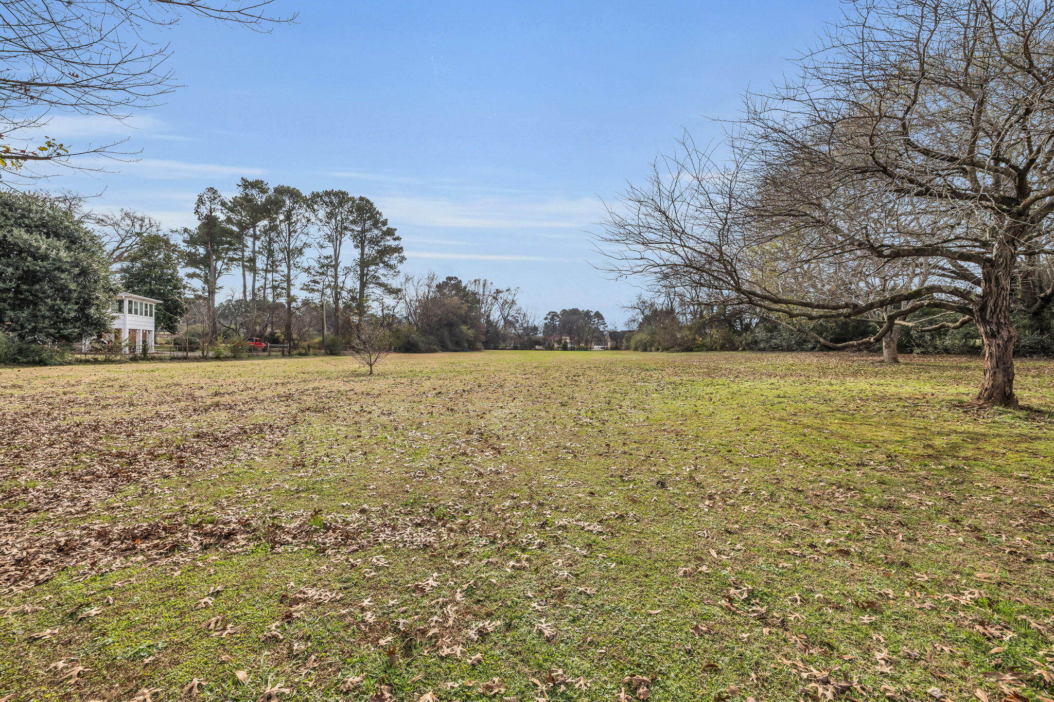 2036 Hickory Valley Road Chattanooga, TN 37421 - Photo 4 of 45 4-web-or-mls-2036-hickory-valley-rd