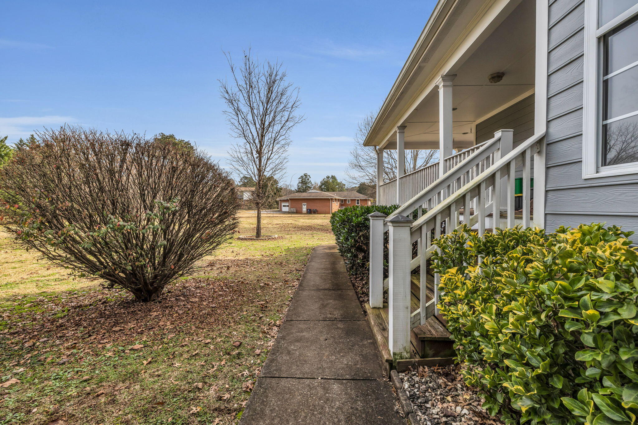 2036 Hickory Valley Road Chattanooga, TN 37421 - Photo 8 of 45 8-web-or-mls-2036-hickory-valley-rd