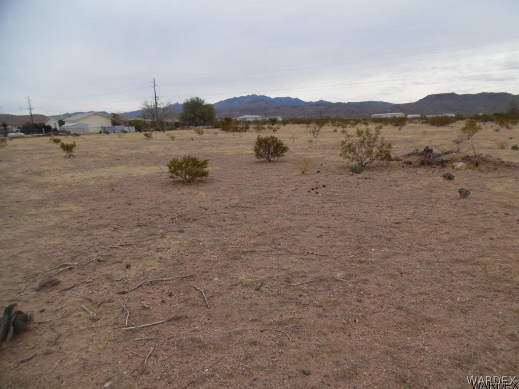 2957 West Carmichael Road Golden Valley, AZ 86413 - Photo 6 of 16