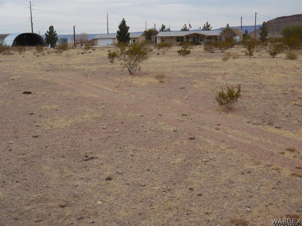 2957 West Carmichael Road Golden Valley, AZ 86413 - Photo 10 of 16