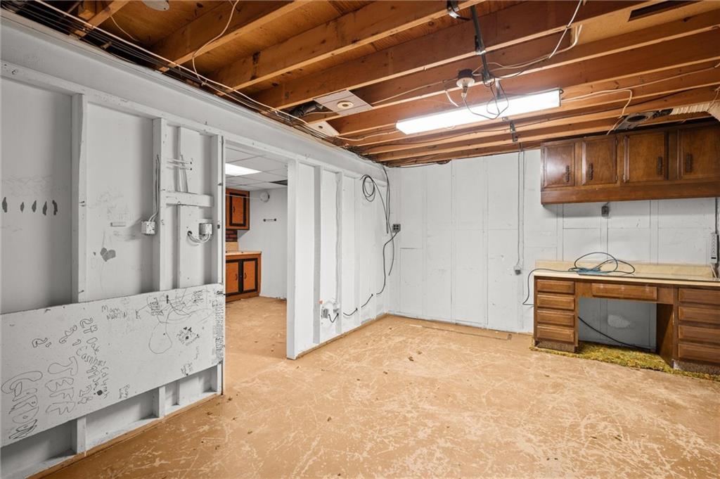 103 Heck Road Sarver, PA 16055 - Photo 31 of 50 Gallery Image 31
