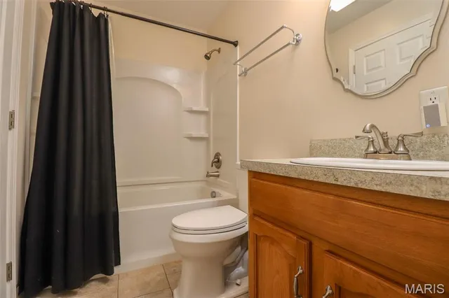 $219,900 | 6975 Wild Cherry Drive, House Springs, MO 63051