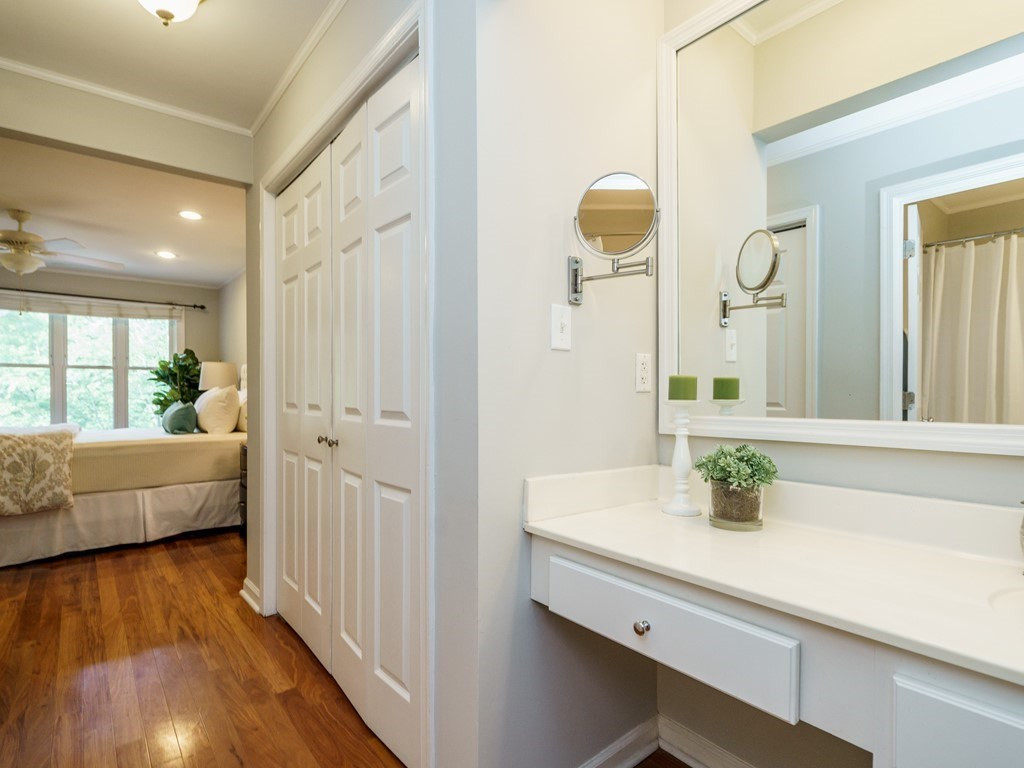 911 Washington Street, Unit 303 Raleigh, NC 27605 - Photo 12 of 16 Master Bath
