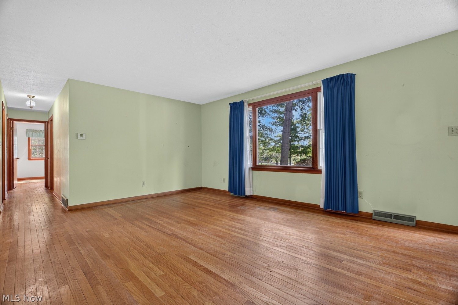 1593 Vermilion Road Vermilion, OH 44089 - Photo 6 of 31 Gallery Image 6