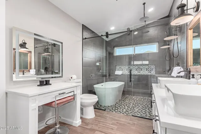 a view of walk in closet