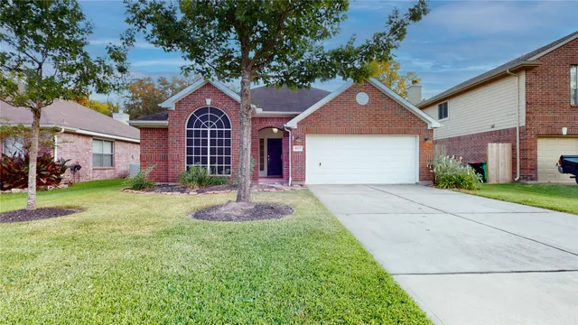 $294,900 | 14523 Chestnut Falls Drive, Cypress, TX 77433