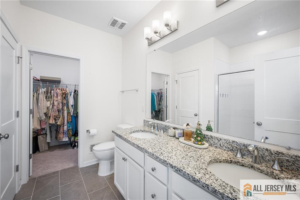 702 Station Road Dunellen, NJ 08812 - Photo 22 of 44 Gallery Image 22