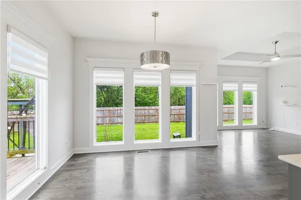 $449,950 | 1401 Rylee Court, Raymore, MO 64083