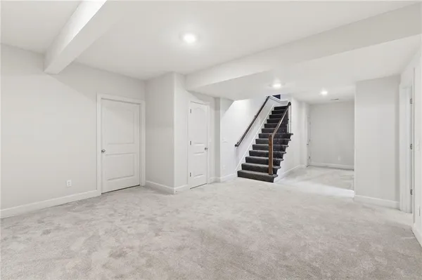 $449,950 | 1401 Rylee Court, Raymore, MO 64083