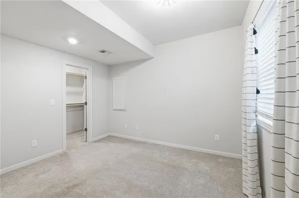 $449,950 | 1401 Rylee Court, Raymore, MO 64083