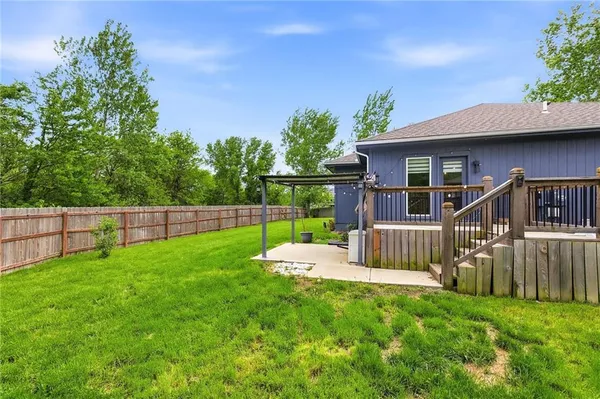 $449,950 | 1401 Rylee Court, Raymore, MO 64083