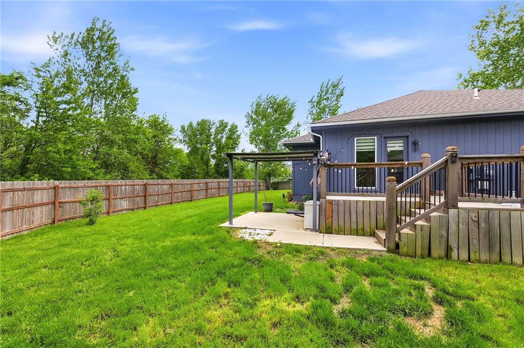 1401 Rylee Court Raymore, MO 64083 - Photo 35 of 42