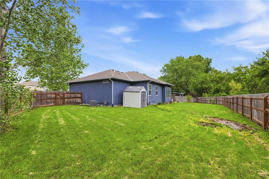 1401 Rylee Court Raymore, MO 64083 - Photo 39 of 42