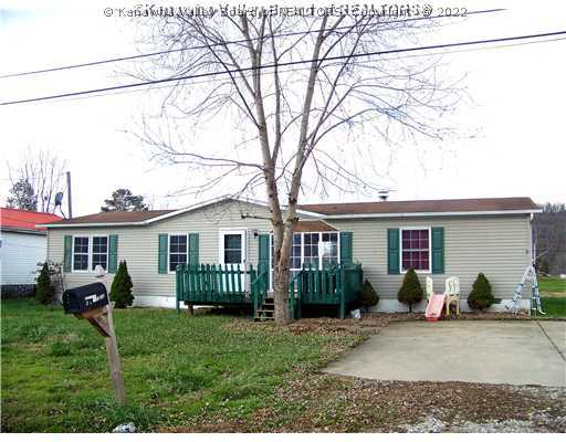4 Morris Avenue Winfield, WV 25213 - Photo 1 of 5 Exterior Front.