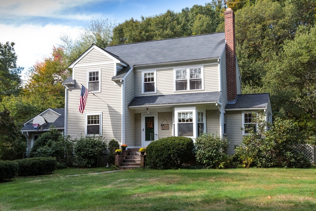 113 Landham Road Sudbury, MA 01776 - Photo 1 of 26 Gallery Image 1