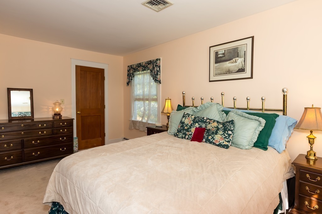 113 Landham Road Sudbury, MA 01776 - Photo 18 of 26 Gallery Image 18