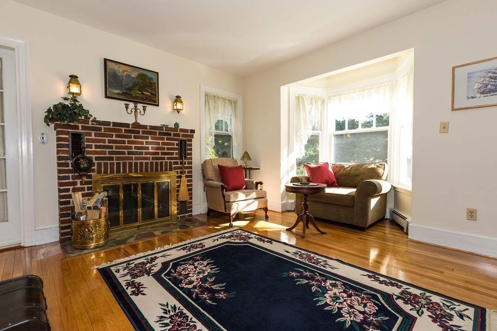 113 Landham Road Sudbury, MA 01776 - Photo 5 of 26 Gallery Image 5