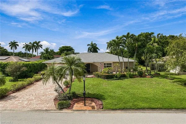 $619,900 | Undisclosed Address, Naples, FL 34113