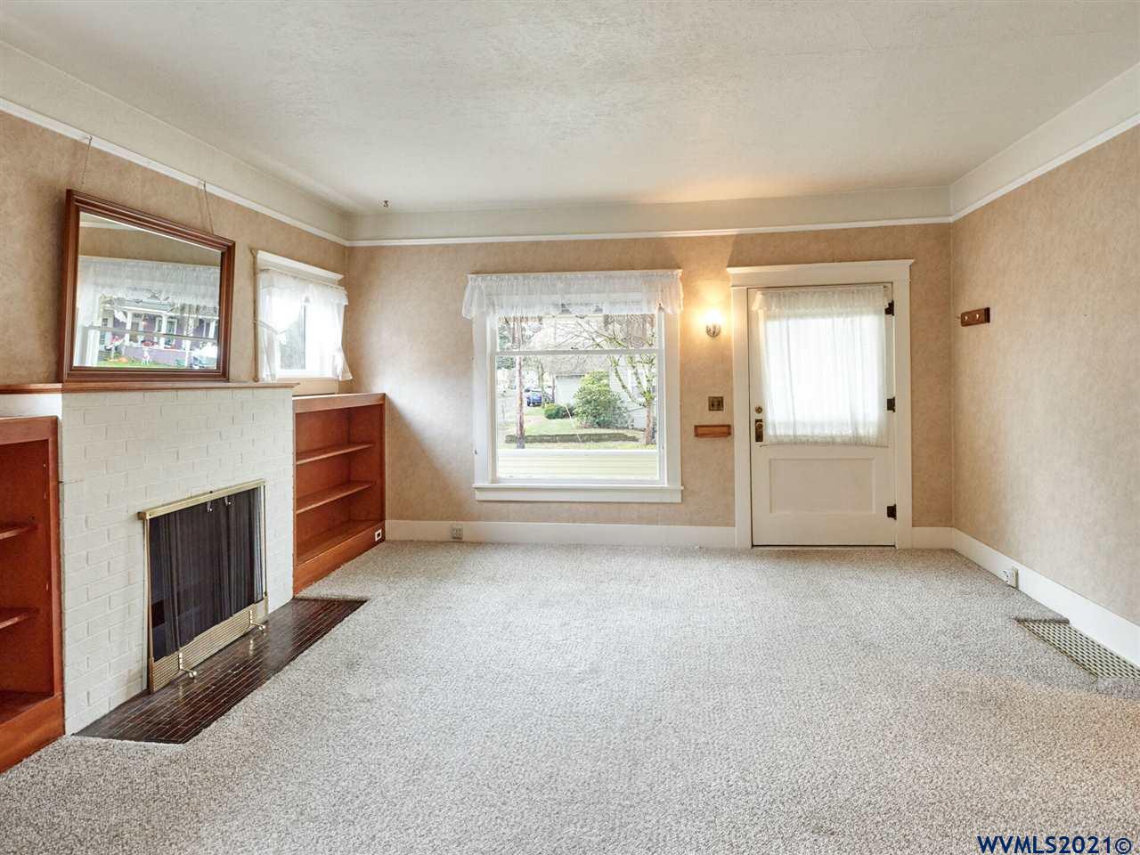 341 Southeast 4th Avenue Albany, OR 97321 - Photo 10 of 38