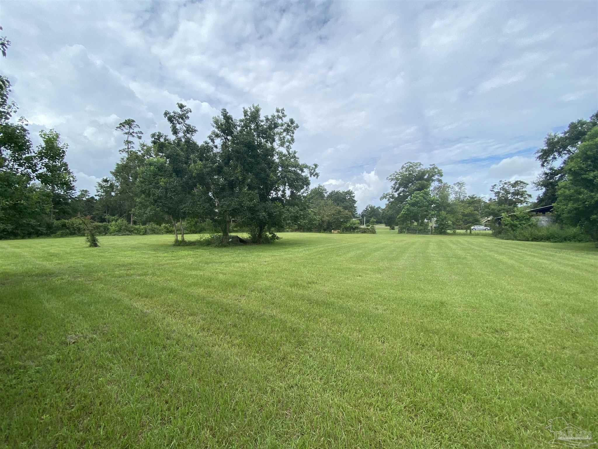 750 Barth Road Molino, FL 32577 - Photo 5 of 8 Gallery Image 5