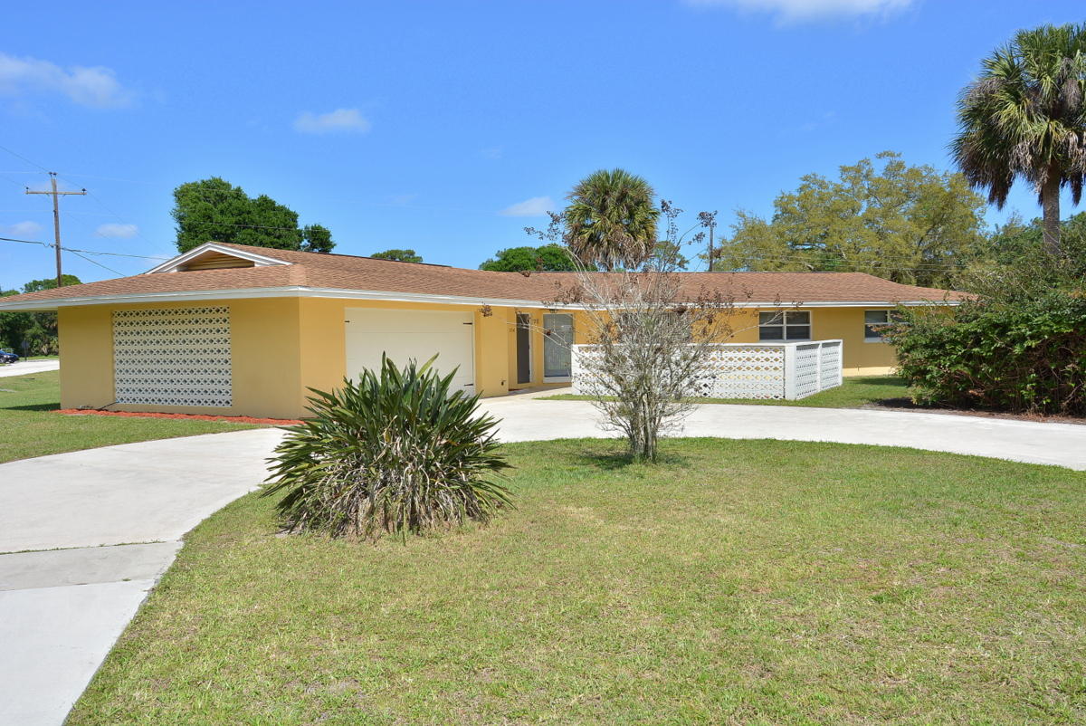 7206 Georges Road Fort Pierce, FL 34951 - Photo 3 of 30 Exterior Front