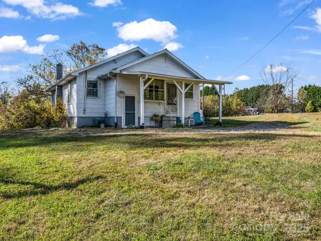 $310,000 | 1600 Orchard Road, Flat Rock, NC 28731