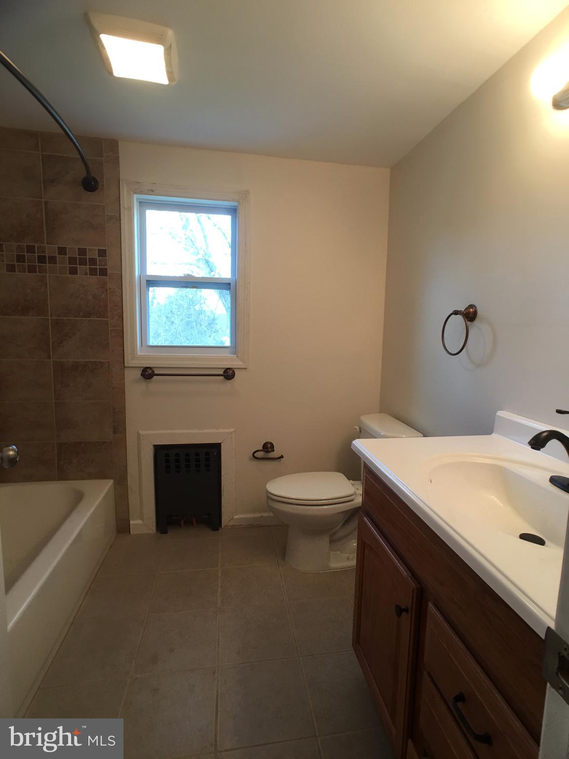 1467 Pennington Road Trenton, NJ 08618 - Photo 10 of 10 Gallery Image 10