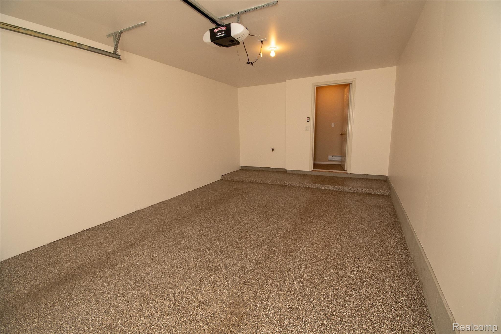 3580 Tremonte Circle, Unit 277 Rochester, MI 48306 - Photo 39 of 48 Garage III.jpg