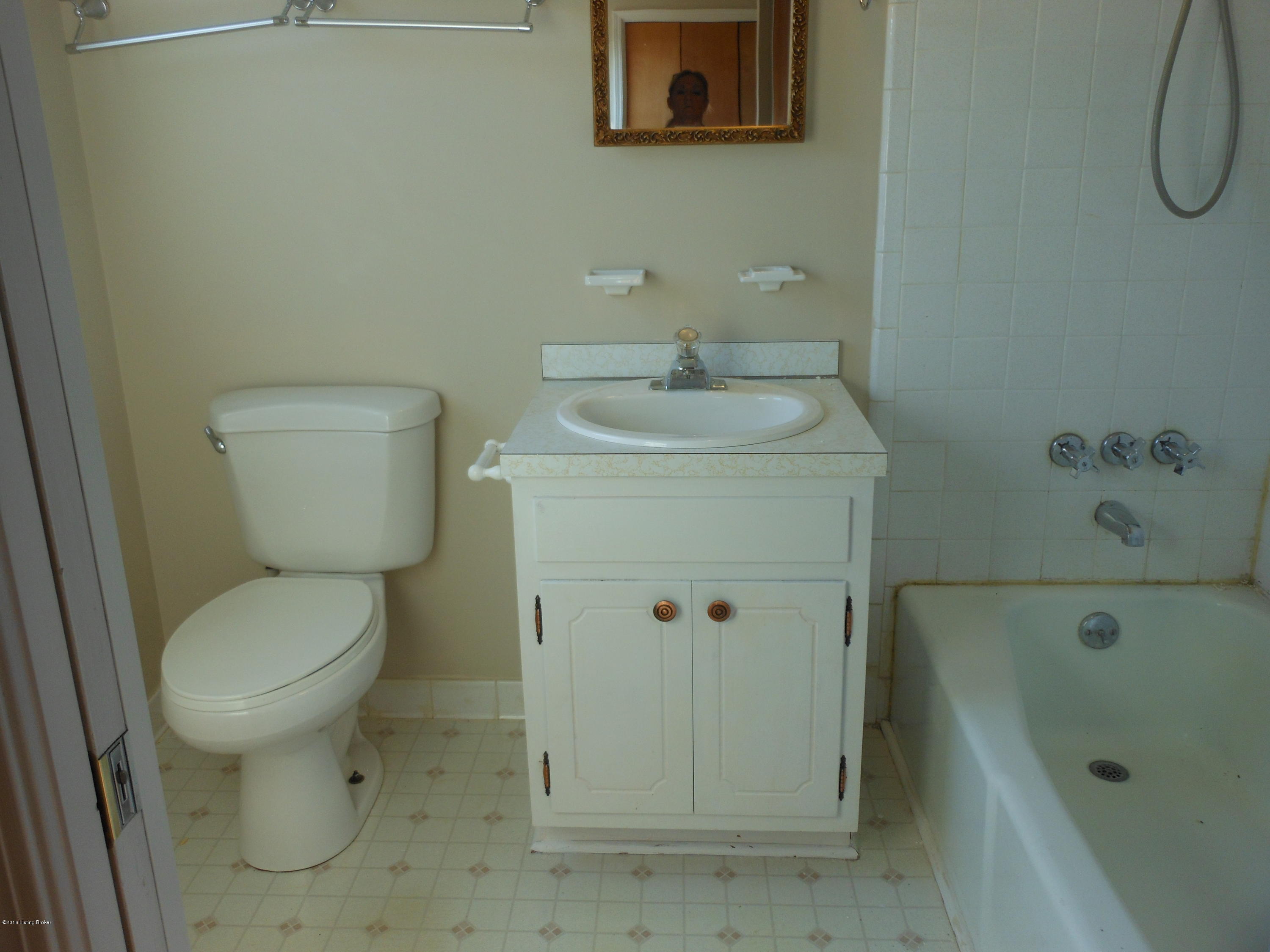 5422 Pendleton Road Louisville, KY 40272 - Photo 28 of 41 dscn2622