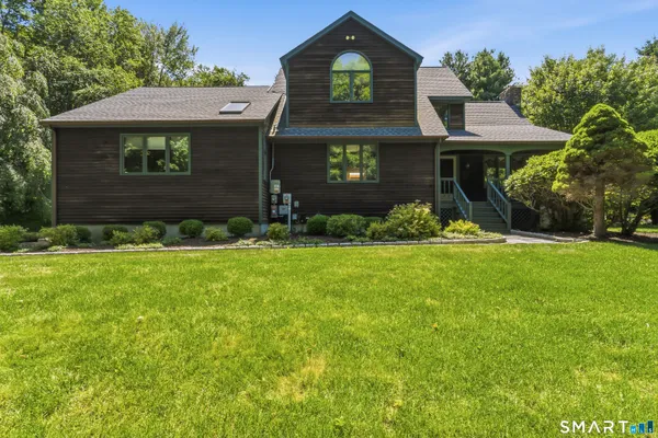 $850,000 | 16 Palestine Road, Newtown, CT 06470