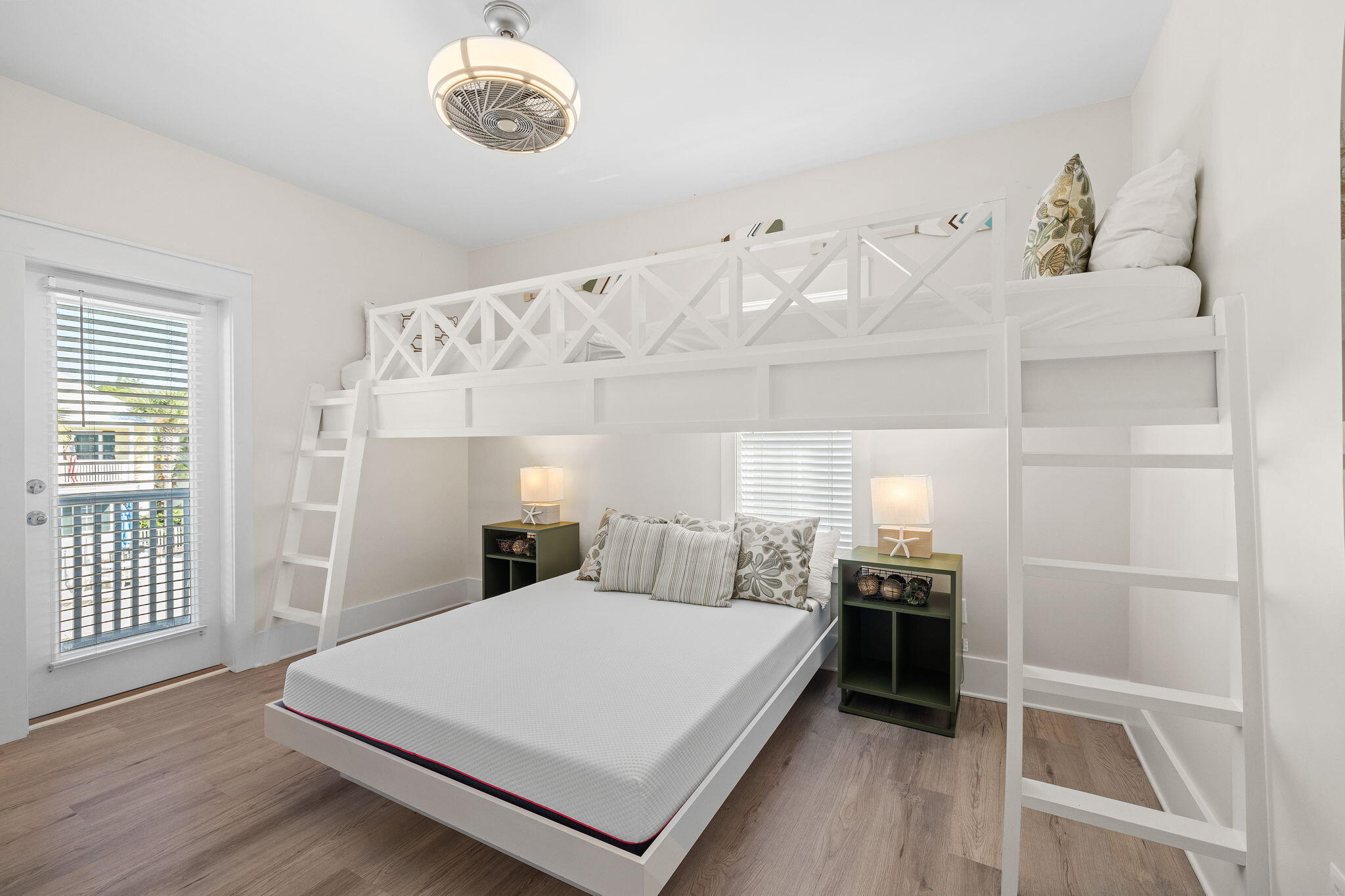 198 Somerset Bridge Road, Unit 137 Santa Rosa Beach, FL 32459 - Photo 23 of 46 a bedroom with a bed and a window