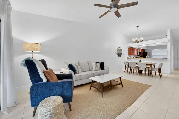 $2,650 | 1701 Sabal Ridge Circle, Unit G, Palm Beach Gardens, FL 33418