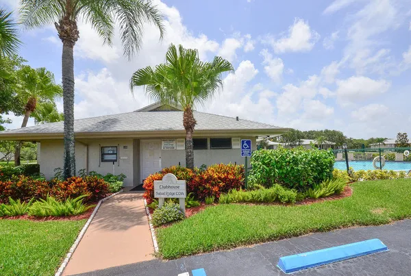 $2,650 | 1701 Sabal Ridge Circle, Unit G, Palm Beach Gardens, FL 33418