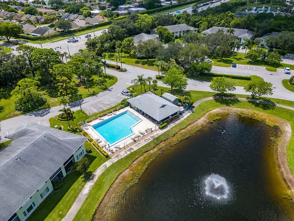 $2,650 | 1701 Sabal Ridge Circle, Unit G, Palm Beach Gardens, FL 33418