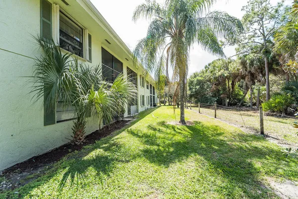$2,650 | 1701 Sabal Ridge Circle, Unit G, Palm Beach Gardens, FL 33418