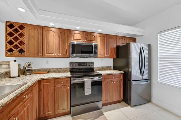 $2,650 | 1701 Sabal Ridge Circle, Unit G, Palm Beach Gardens, FL 33418