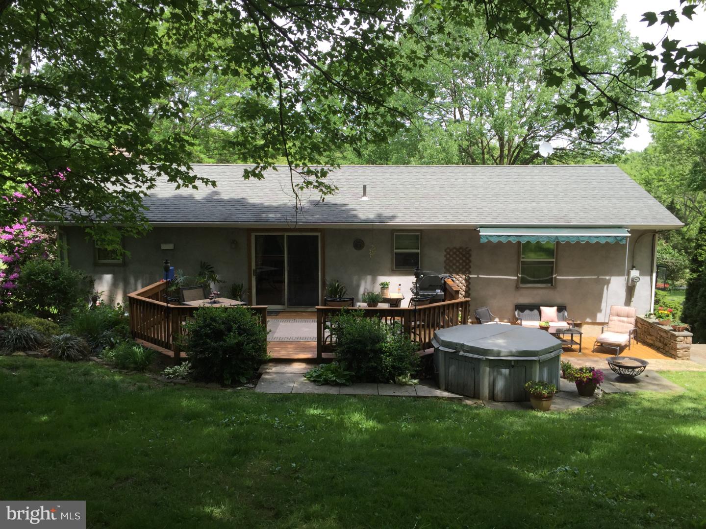 184 Papermill Road Barto, PA 19504 - Photo 5 of 16 Exterior Back
