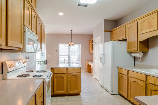 9372 Lakeview Drive Foley, AL 36535 - Photo 9 of 18