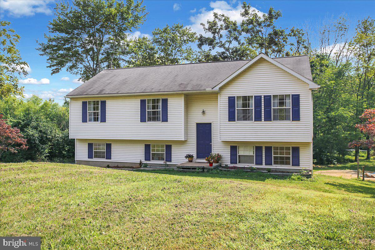 4692 Morgantown Road Mohnton, PA 19540 - Photo 2 of 38