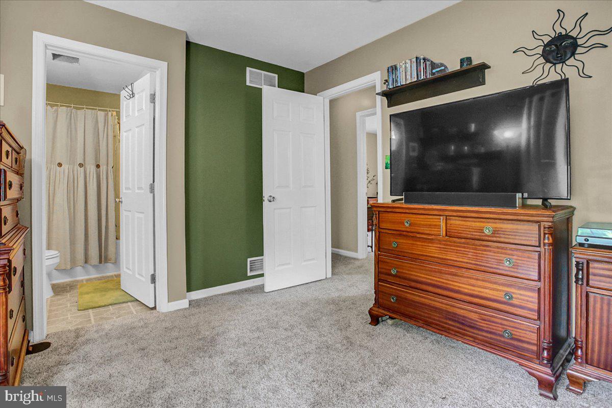 4692 Morgantown Road Mohnton, PA 19540 - Photo 18 of 38