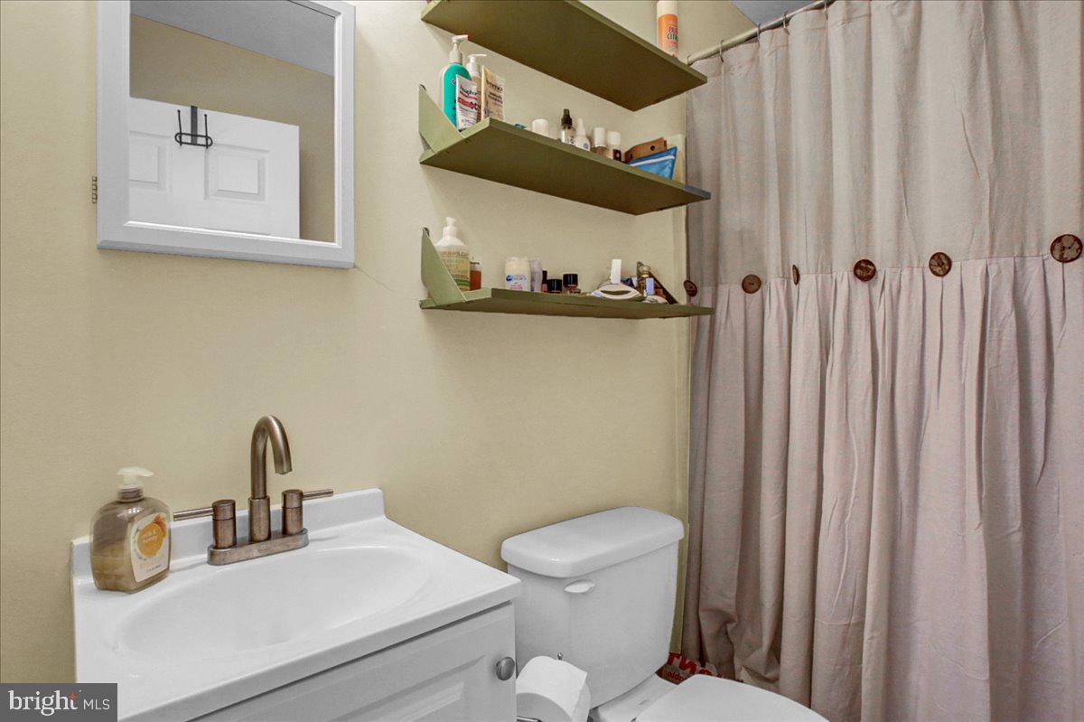 4692 Morgantown Road Mohnton, PA 19540 - Photo 19 of 38