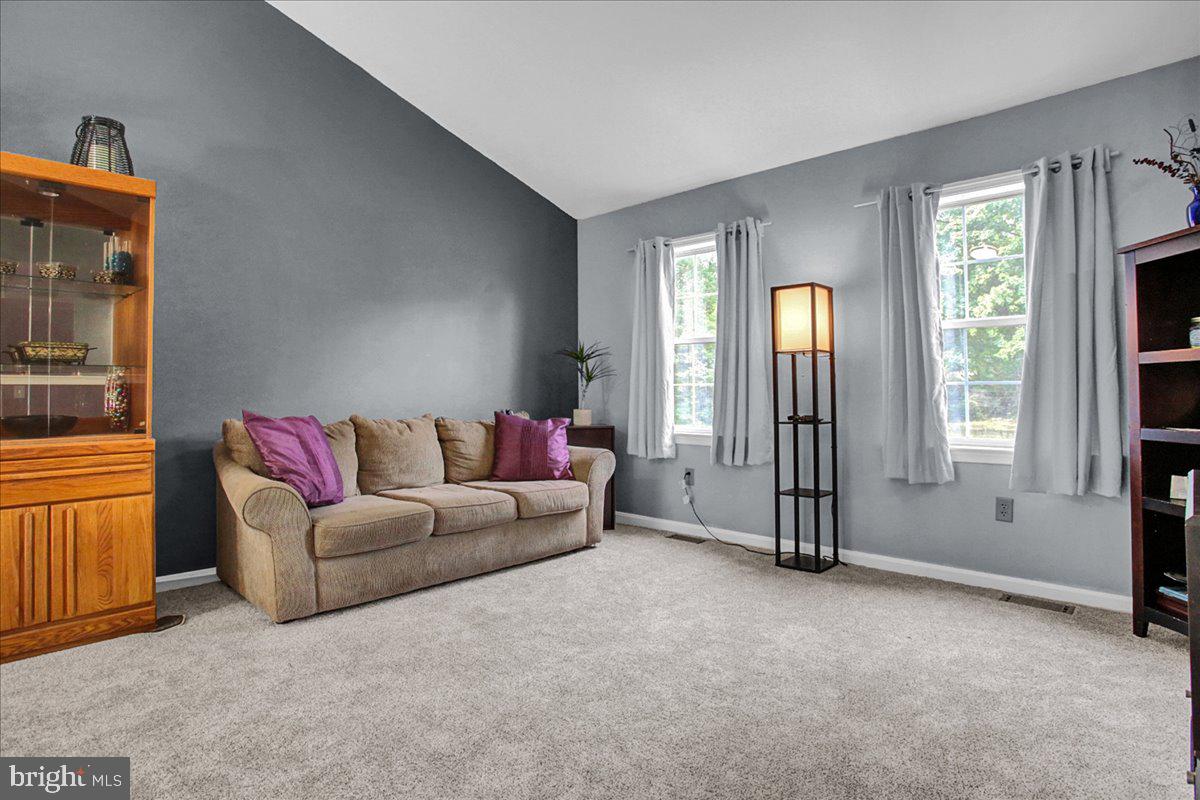 4692 Morgantown Road Mohnton, PA 19540 - Photo 4 of 38