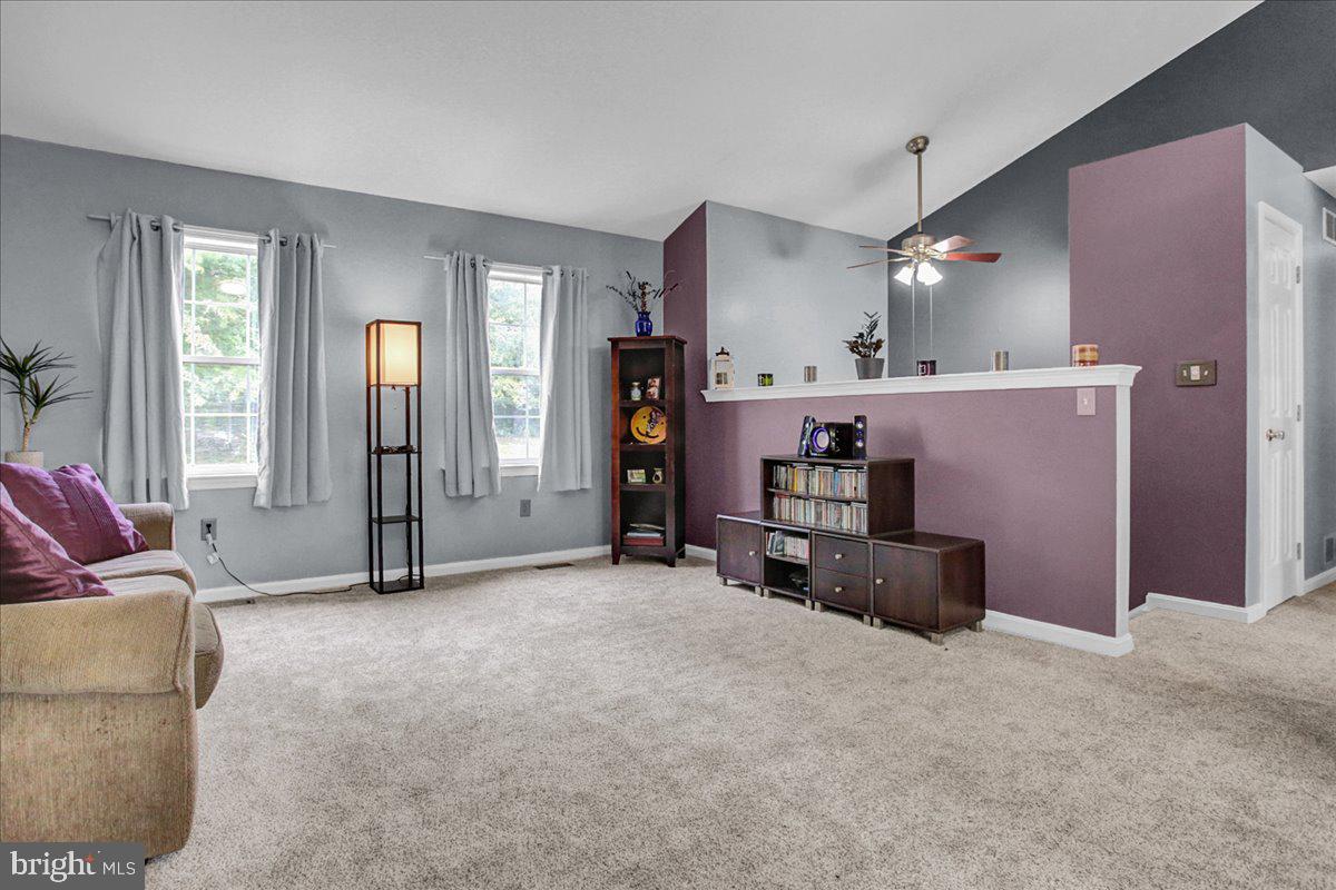 4692 Morgantown Road Mohnton, PA 19540 - Photo 5 of 38