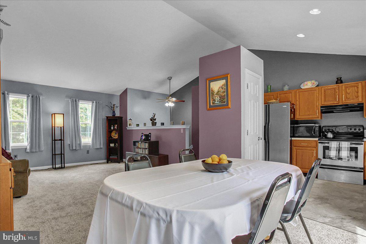 4692 Morgantown Road Mohnton, PA 19540 - Photo 8 of 38