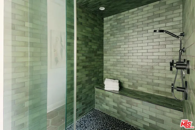 $2,595,000 | 910 Masselin Avenue, Los Angeles, CA 90036