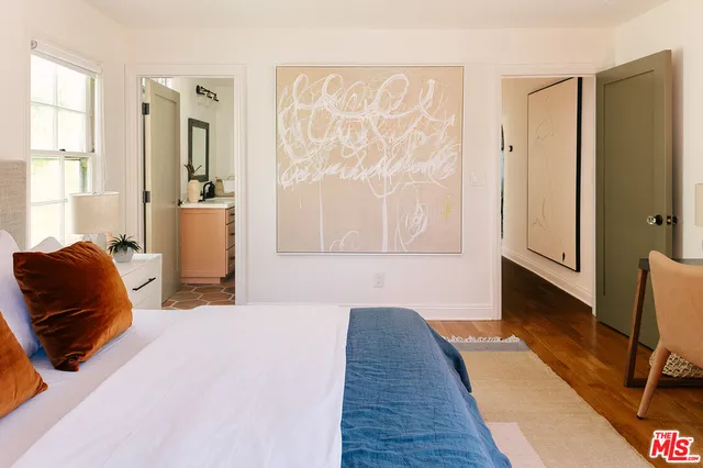 $2,595,000 | 910 Masselin Avenue, Los Angeles, CA 90036