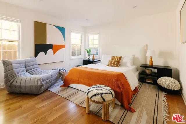 $2,595,000 | 910 Masselin Avenue, Los Angeles, CA 90036