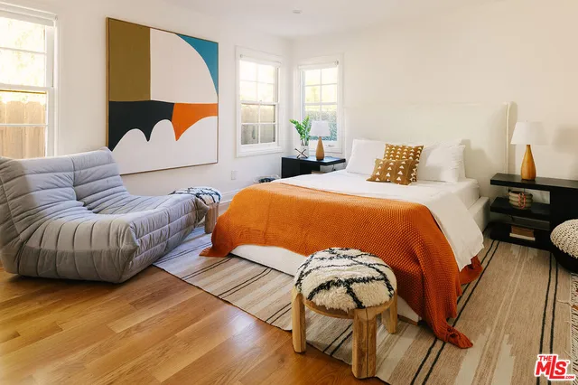 $2,595,000 | 910 Masselin Avenue, Los Angeles, CA 90036