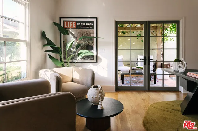 $2,595,000 | 910 Masselin Avenue, Los Angeles, CA 90036