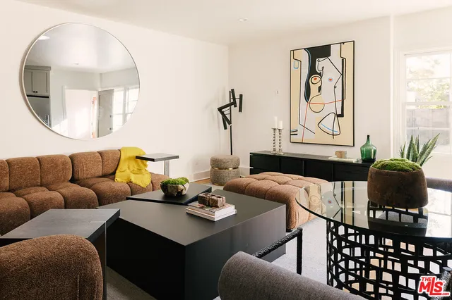 $2,595,000 | 910 Masselin Avenue, Los Angeles, CA 90036